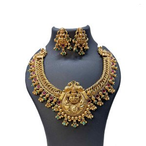 Traditional Kundan Meenakari Pearl Necklace Set with Green Enamel Work